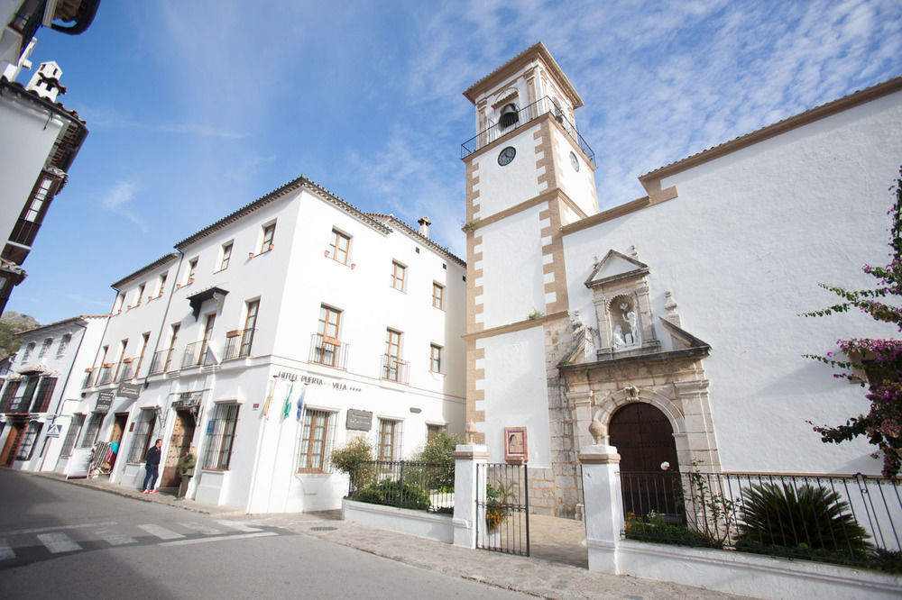 Hotel Puerta De La 4*