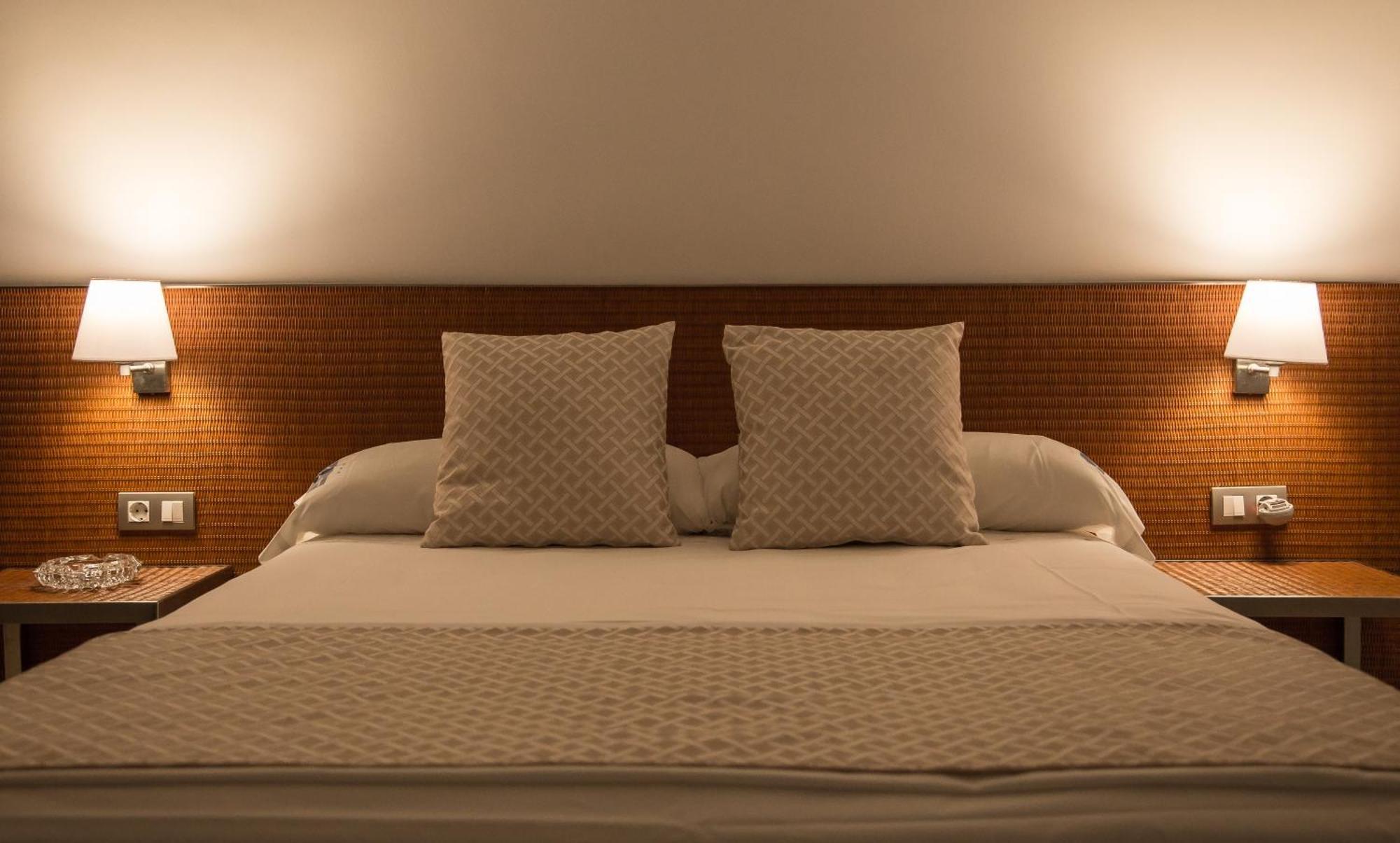 Carlos Iii Hotel