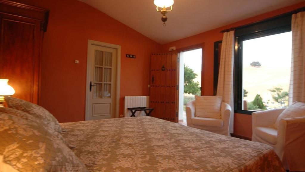 Cortijo Piletas Hotel