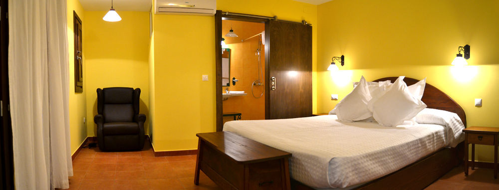 La De Quijada Guest house *