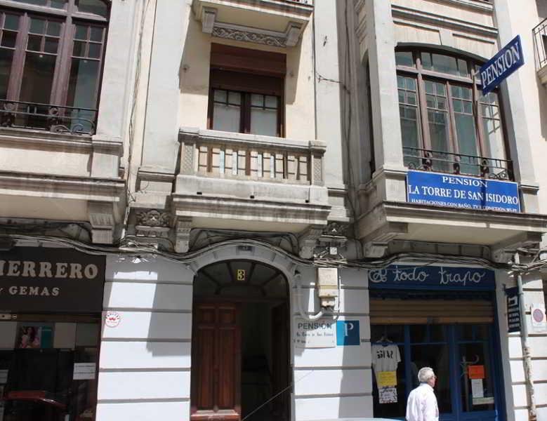 Alda Centro * León