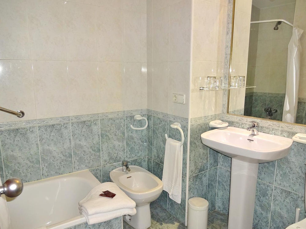 Bradomin Hotel 2*