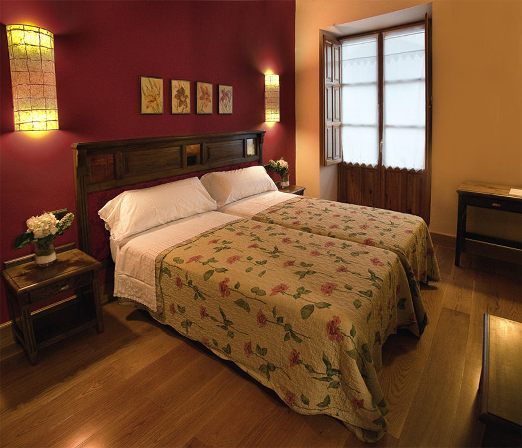 Ferrera Rural Inn