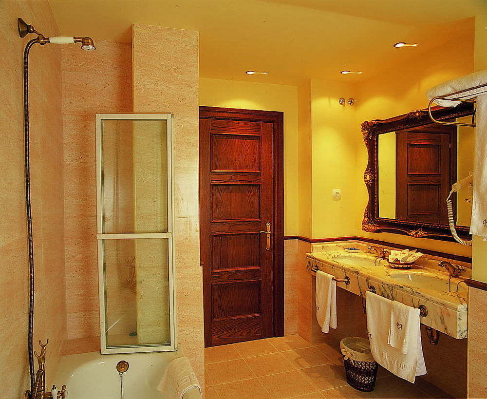 Palacio Azcárate Hotel 3*