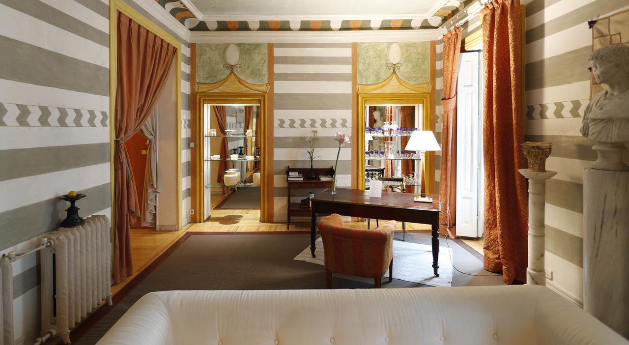 Escala Opera Guest house 3*