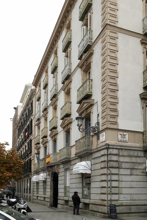 Escala Opera Guest house