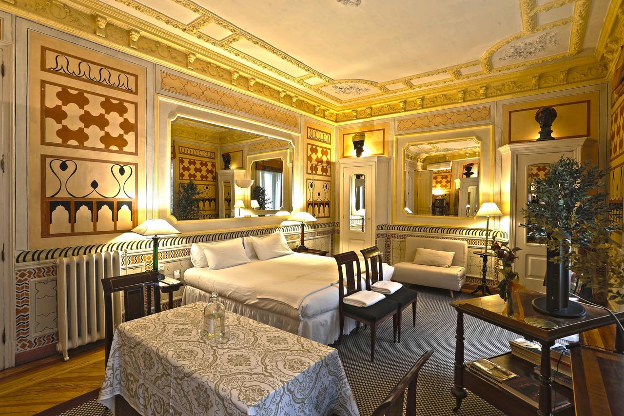 Escala Opera Guest house