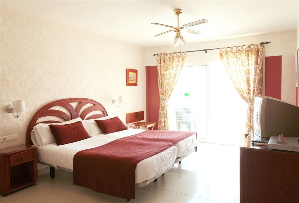Hotel Arcos Nerja