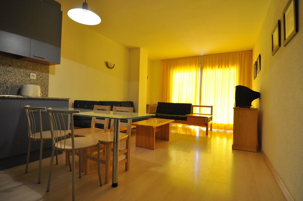 Apartaments Bt- Roses Apartamento *