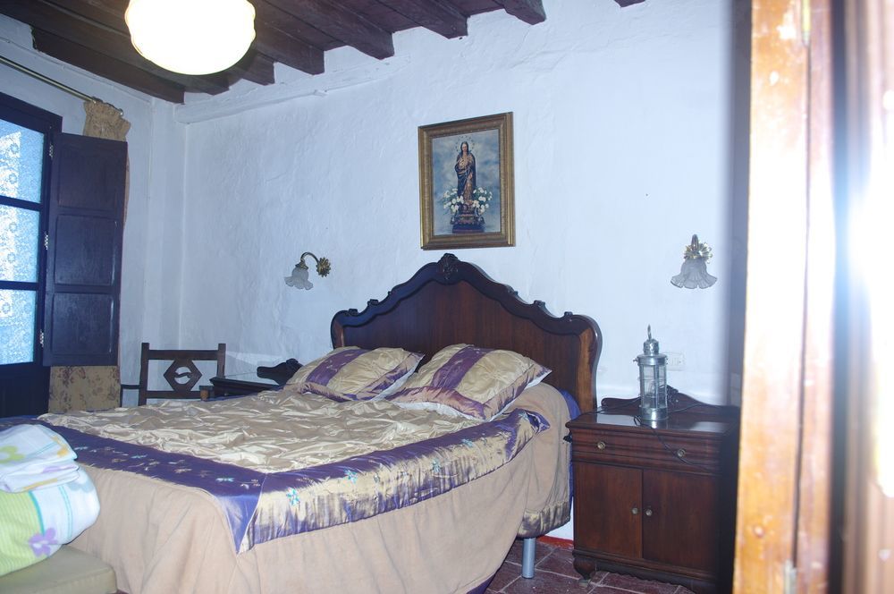 Hospederia Y Aptos Casa De Piedras