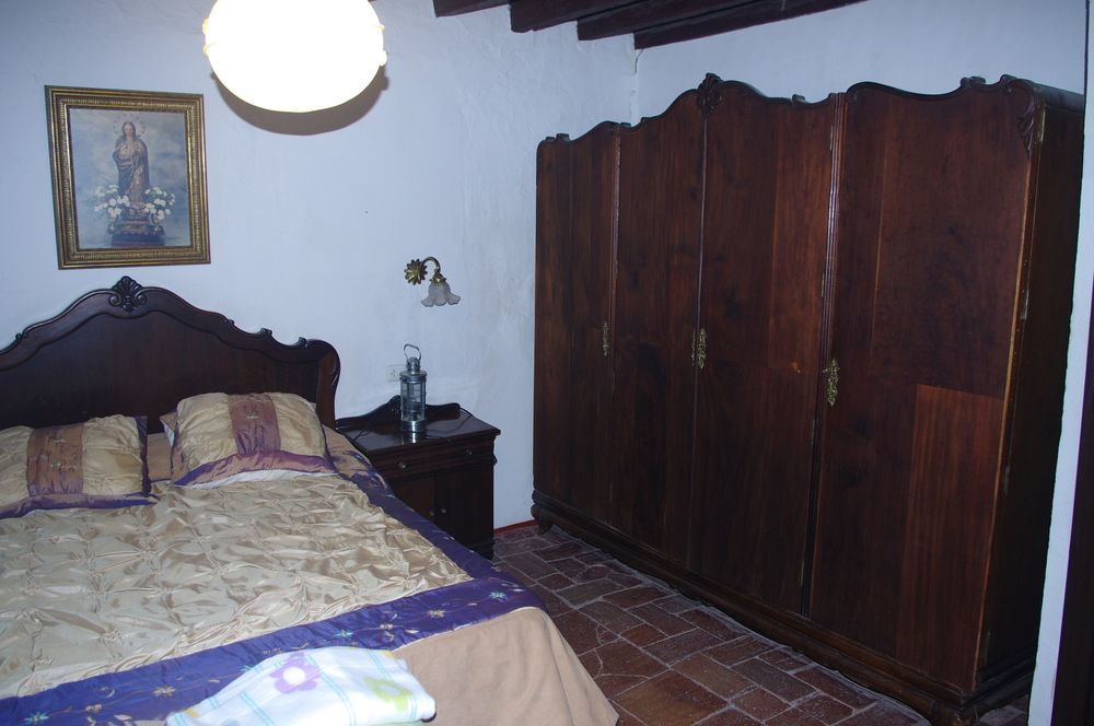 Pensión Hospederia Y Aptos Casa De Piedras Grazalema