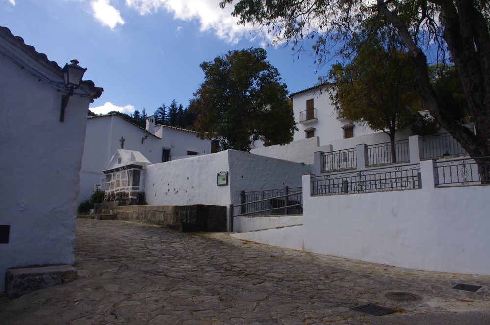 Hospederia Y Aptos Casa De Piedras