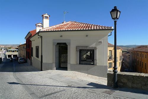 Puerta De La Santa Hotel 2*