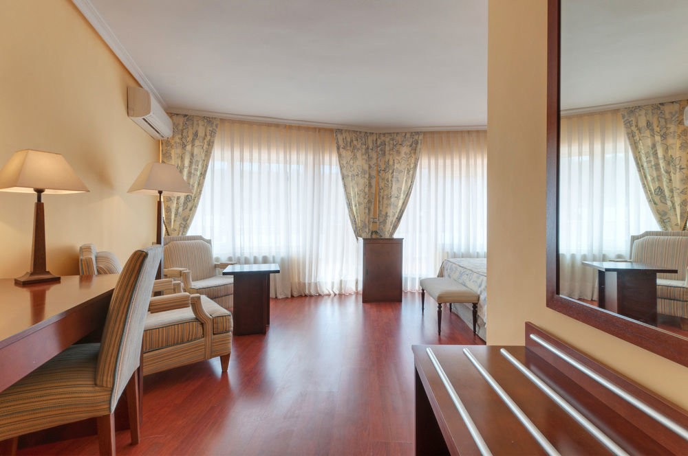 Sports Nayade Hotel 3*
