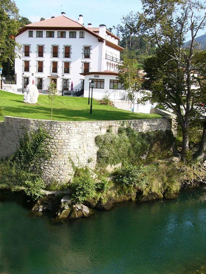El Tilo Hotel