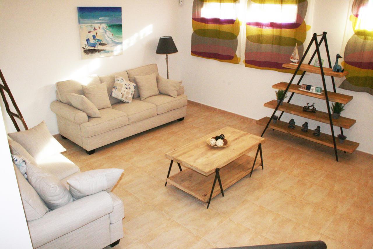 Caleta Grandes Vistas Triplex Сasa de vacaciones *