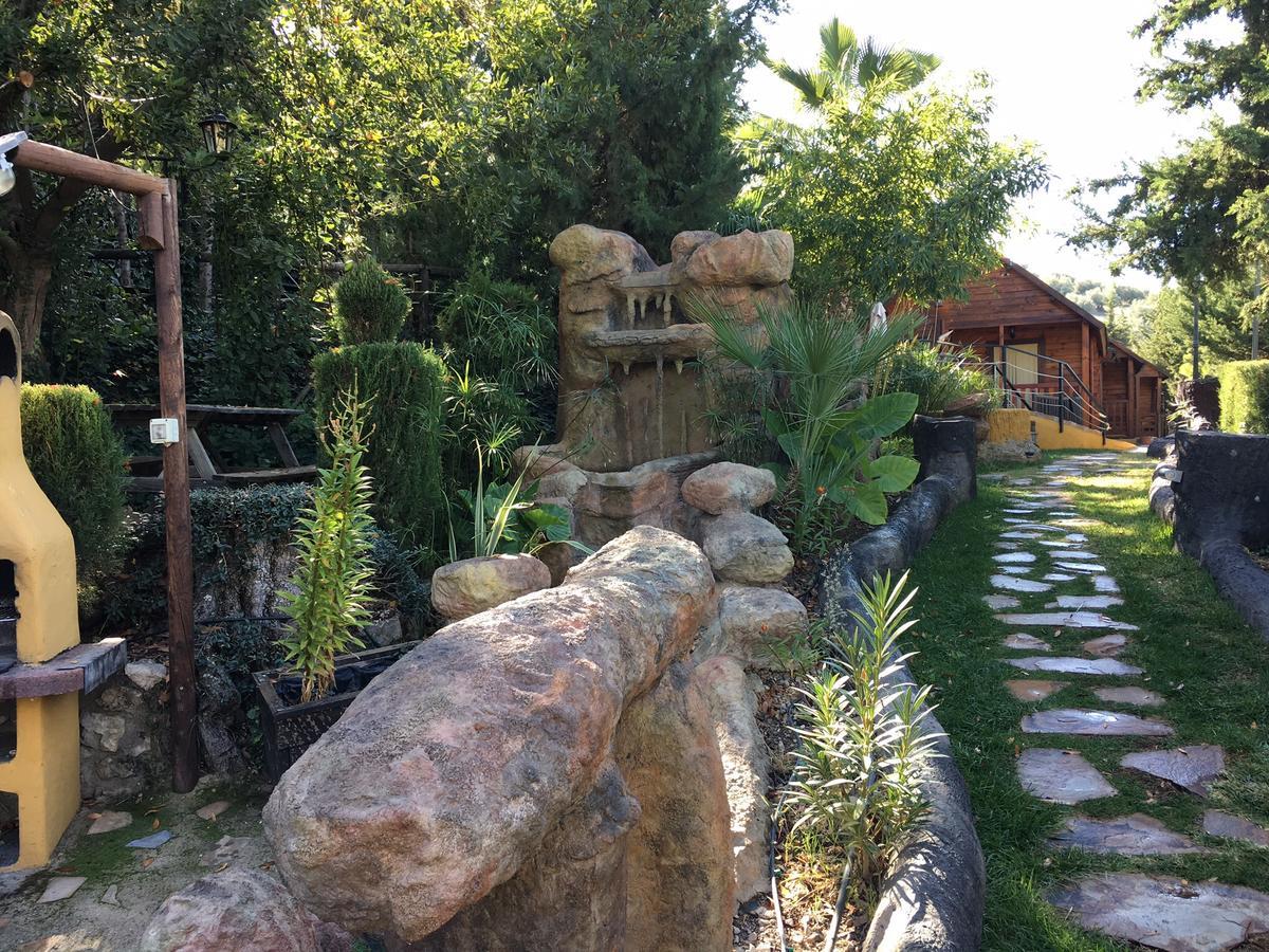 Cabanas De Madera Y - Gilmanas 3 *