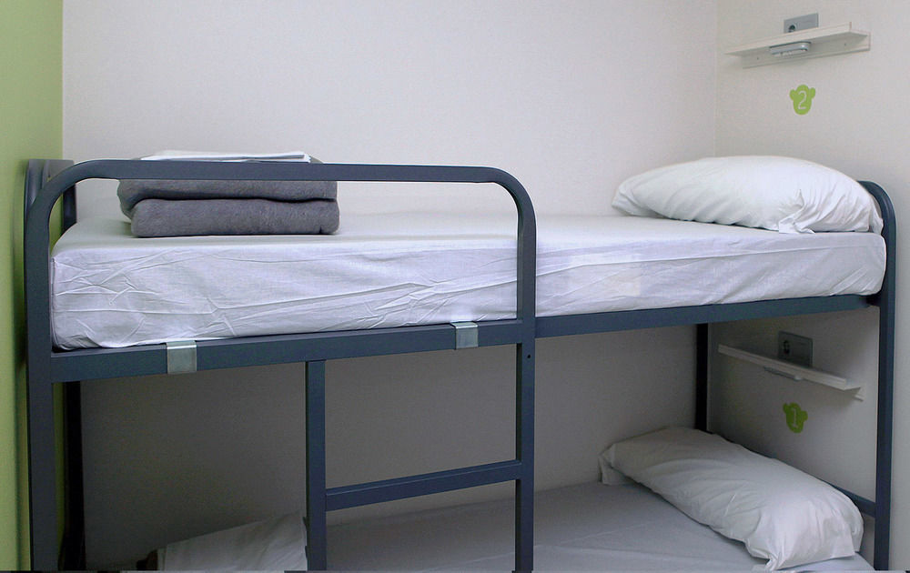 Meeting Point Hostel *