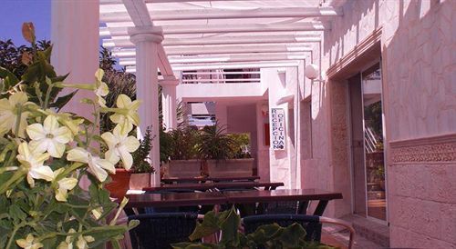 Residencial La Paloma Pensión