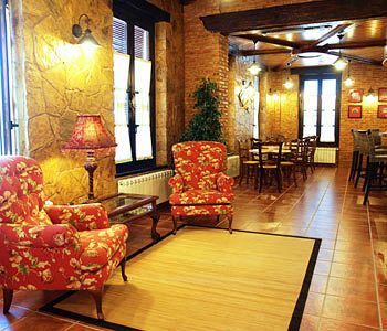 Hotel Rural La Moragona 3*