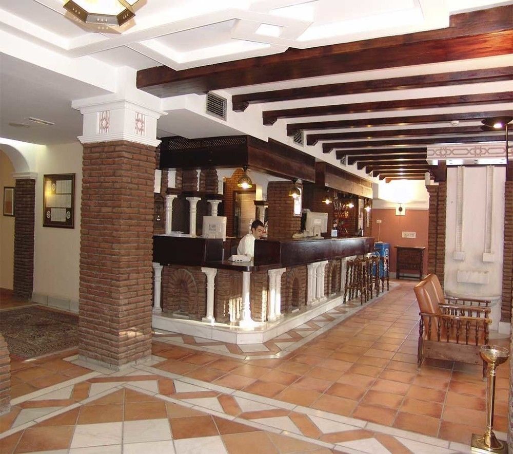 Hotel Balneario De Alicún De Torres 2*