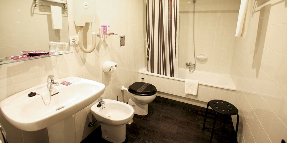 Guardeses Hotel Solares
