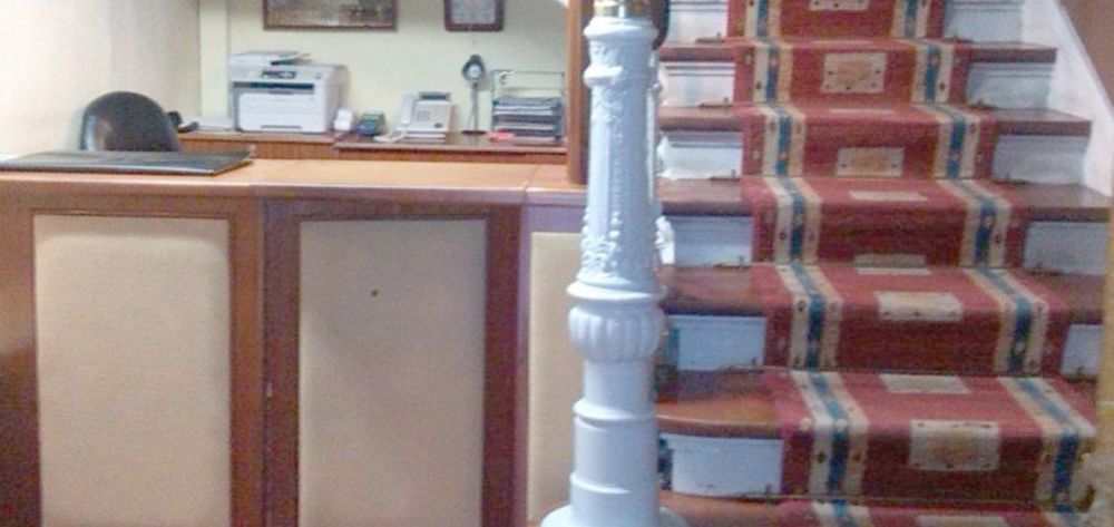 Aguila Hotel *