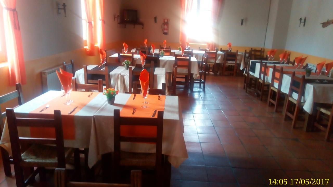 De La Guest house *