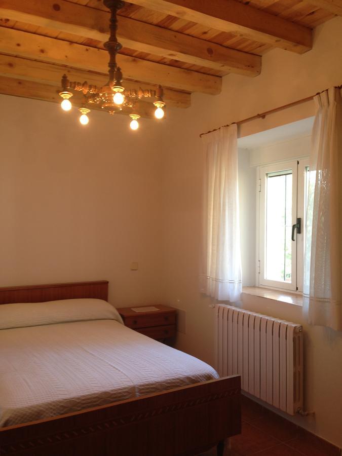 Apartamento Rural La Muralla De Pedraza * Chavida