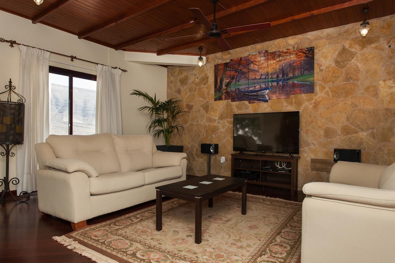 Casa * Guisguey