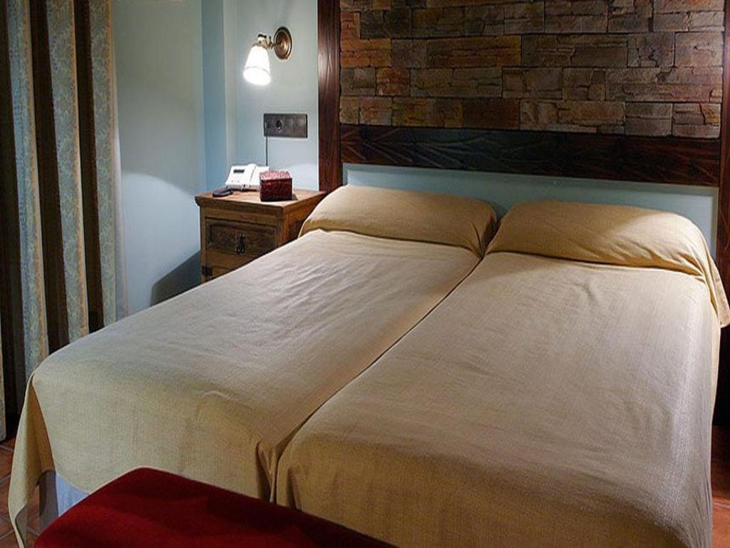 Guest house Casbas 3*