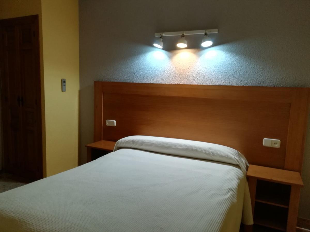 Pensión Venta Del Peral *
