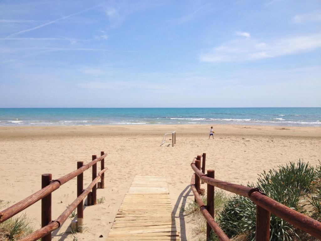 Realrent Tres Carabelas Hotel 2*
