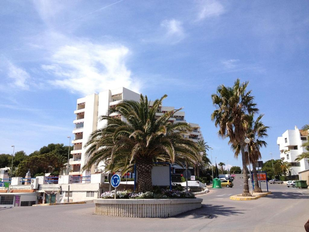 Hotel Realrent Tres Carabelas
