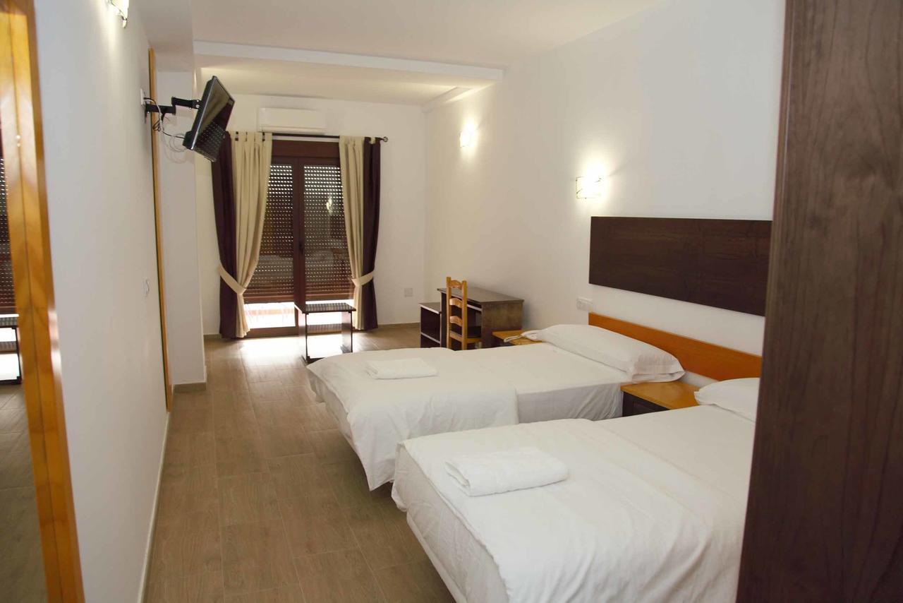 Lorenzo Hotel 3*