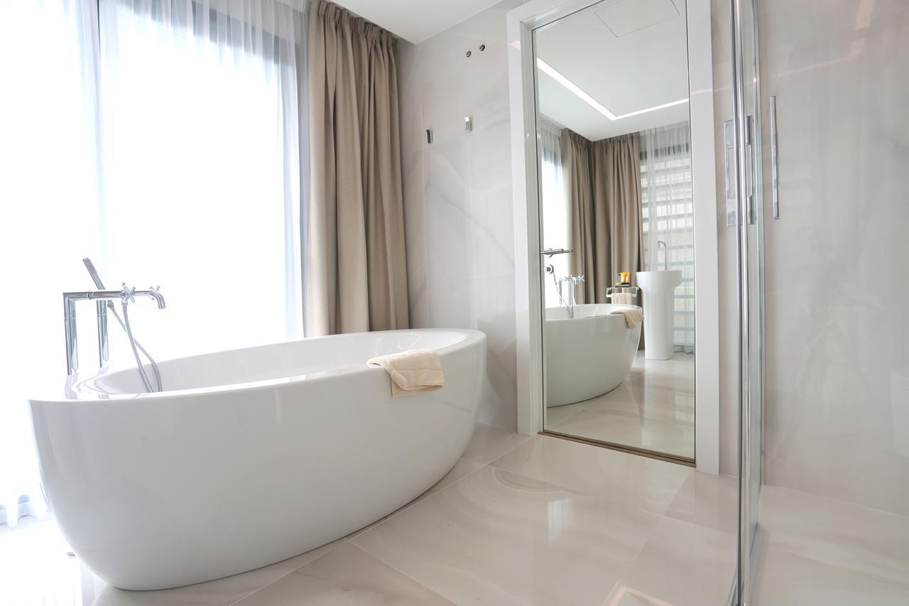 Cosmo Aparthotel