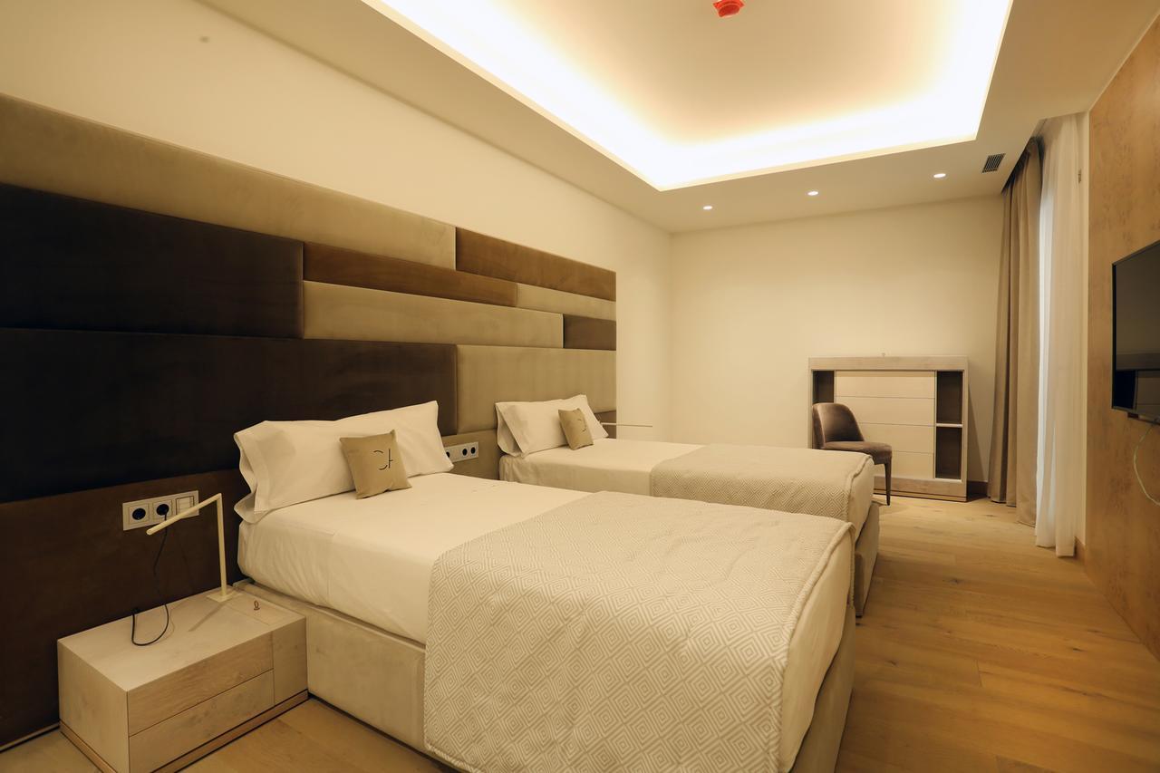 Cosmo Aparthotel 4*