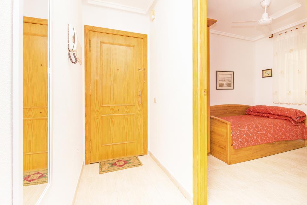 Apartamento- Félix De Fuente *