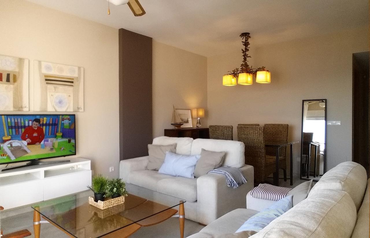 Lovely House With Views In Marina Del Сasa de vacaciones