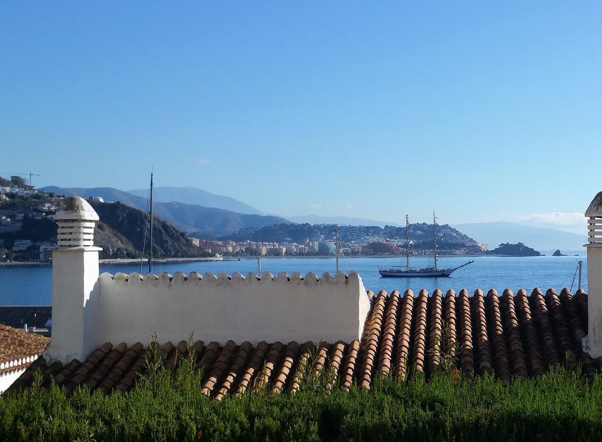 Lovely House With Views In Marina Del Almuñécar
