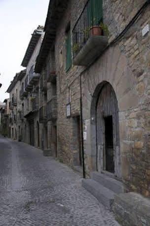 Mora De Nuei Hostel