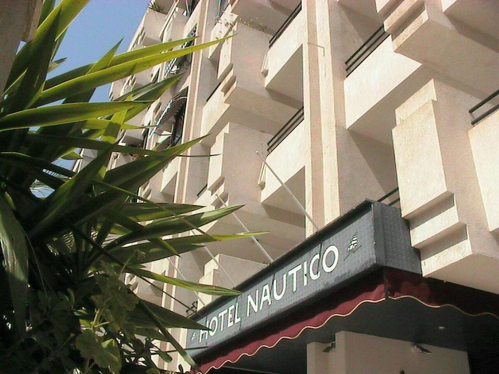 Nautico 2*