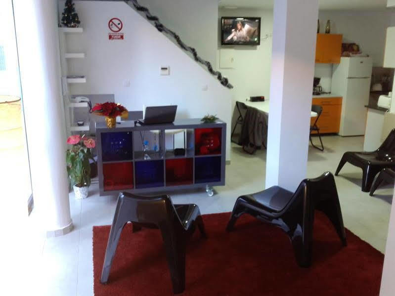 Hostelscat Hostel *