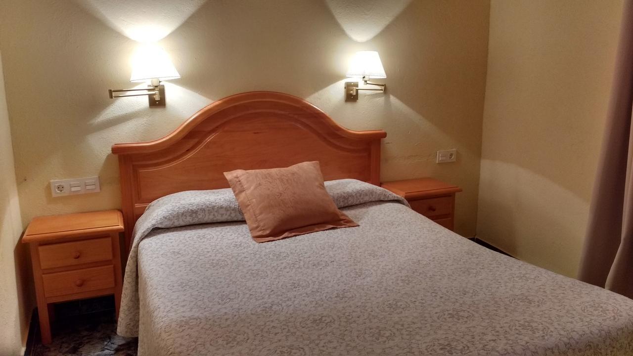 Ca L'amadeu Hotel