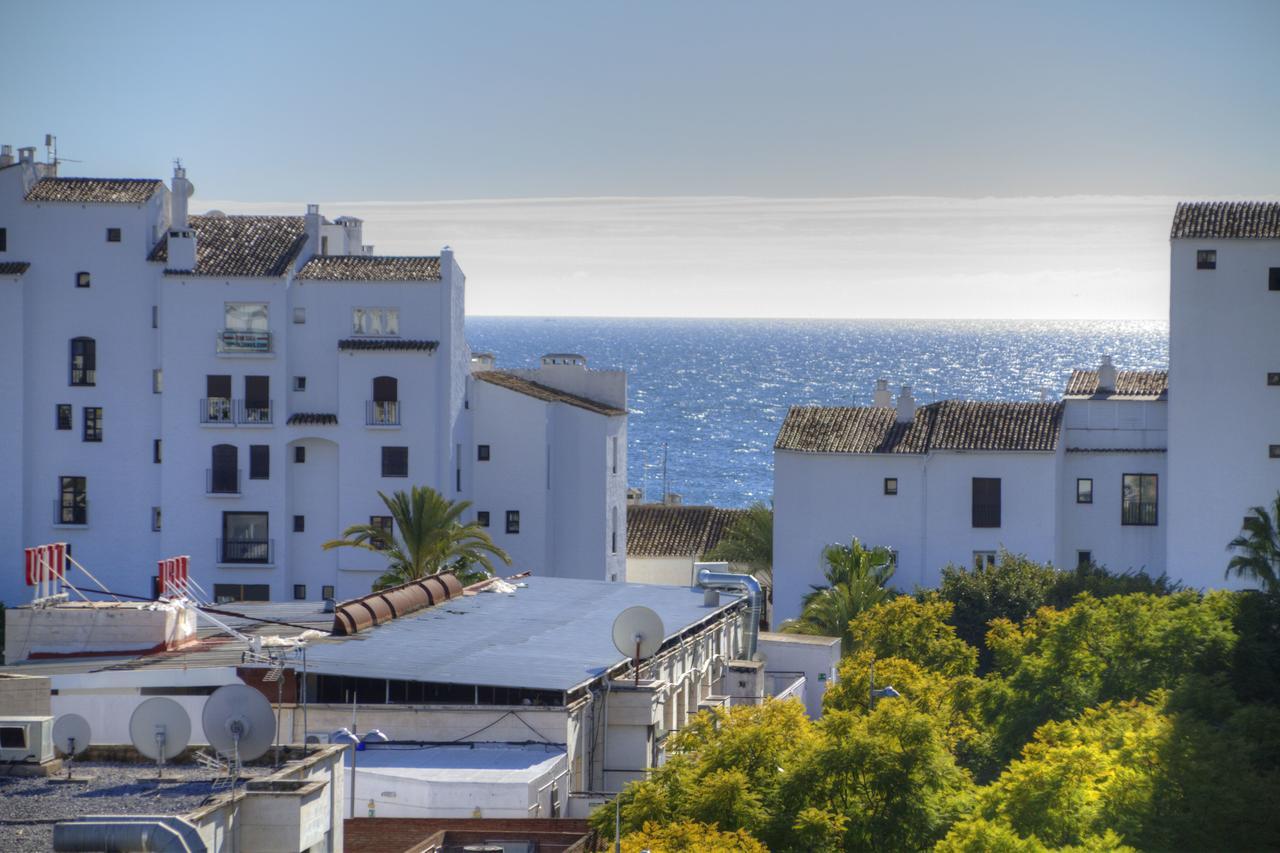 Apartahotel In Puerto Banus