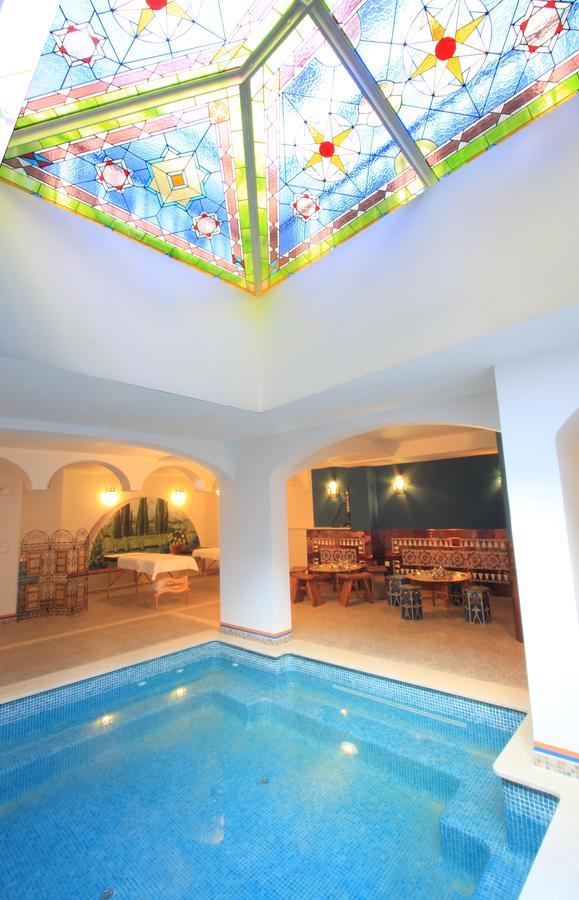 Hotel Casa Baños De La 4*