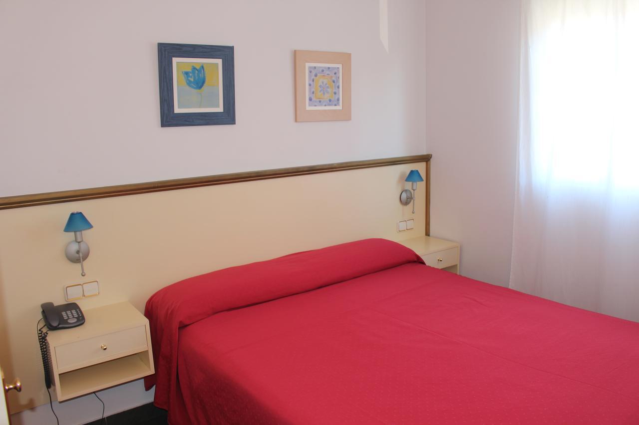 Hotel Velilla 2*