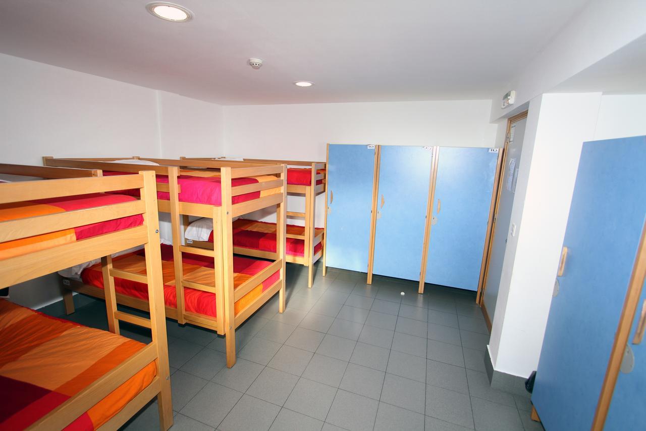 Trinkete Etxea Hostel Lekeitio
