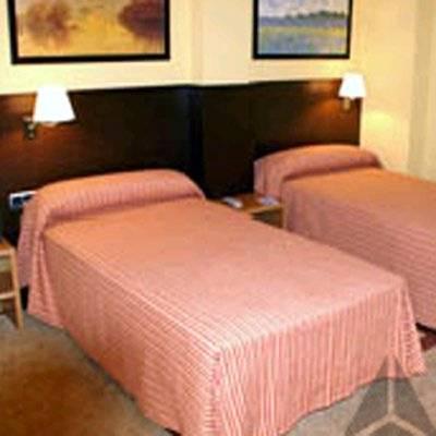 Palacio Congresos Hotel 3*