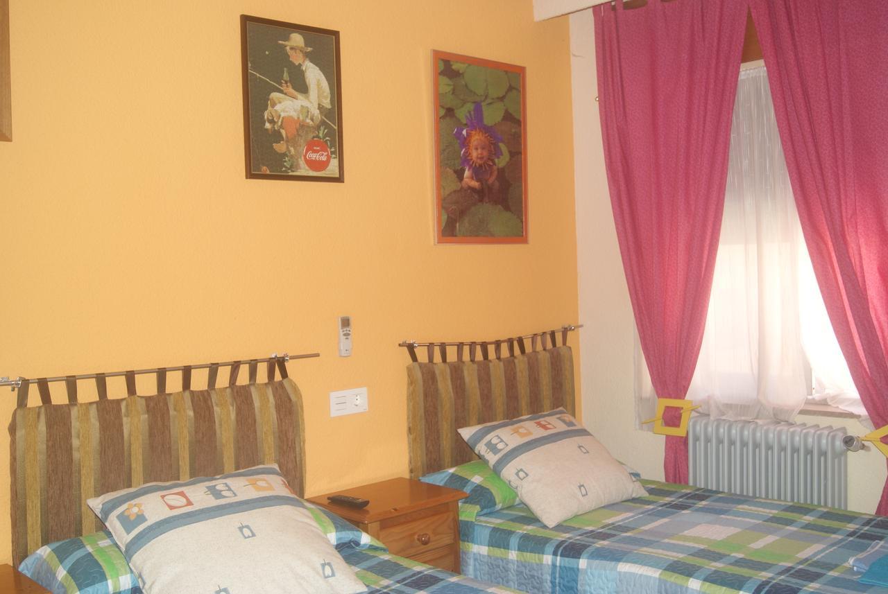 Guest house Restaurante La Liebre